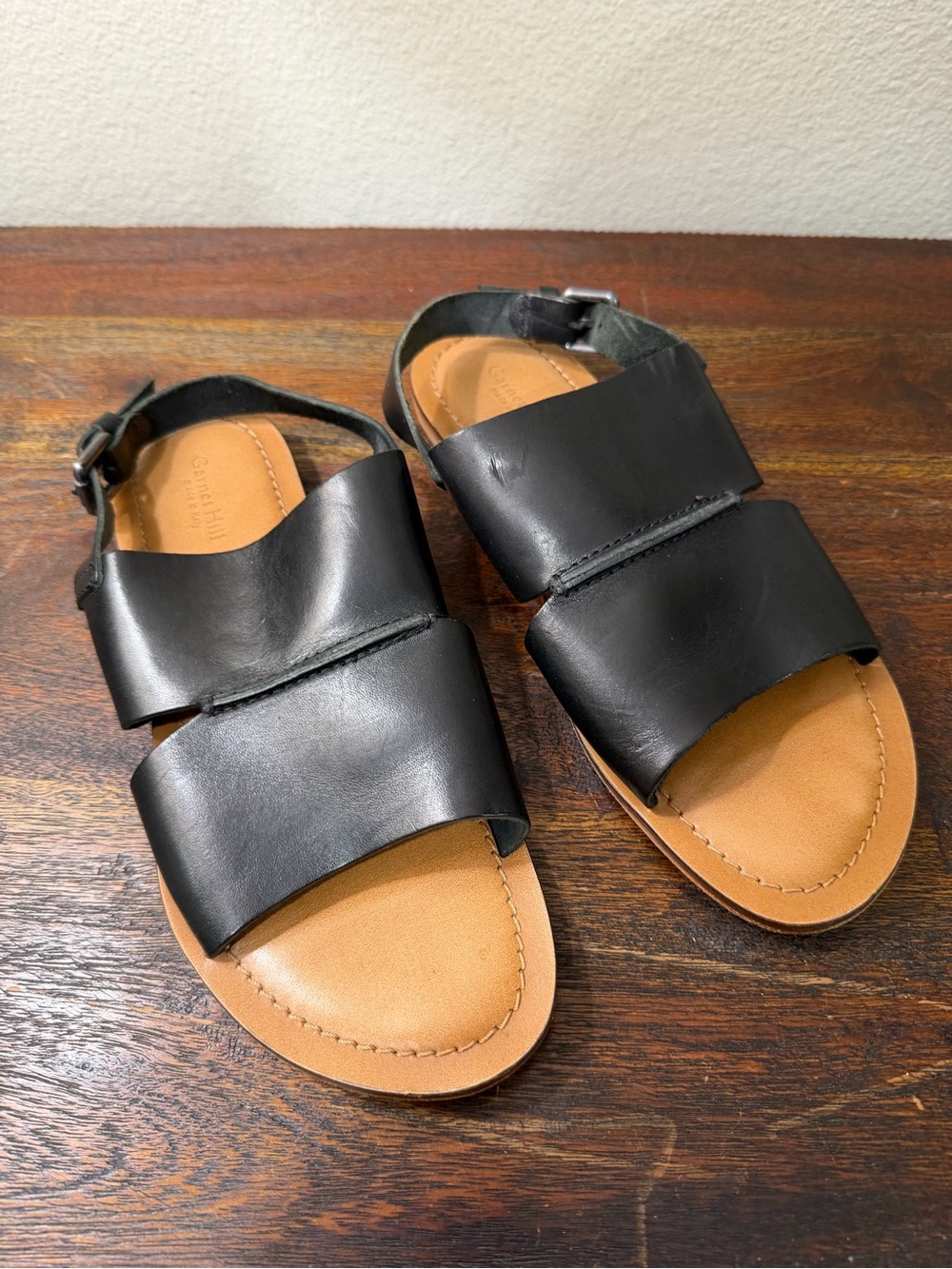 Garnet Hill made in Italy‎ black sandals adjustable back size 8